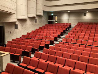 ���R���@��������